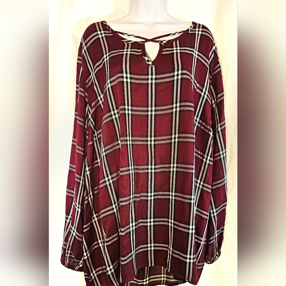 2/$20 Cato 26/28W Plaid Tunic Top